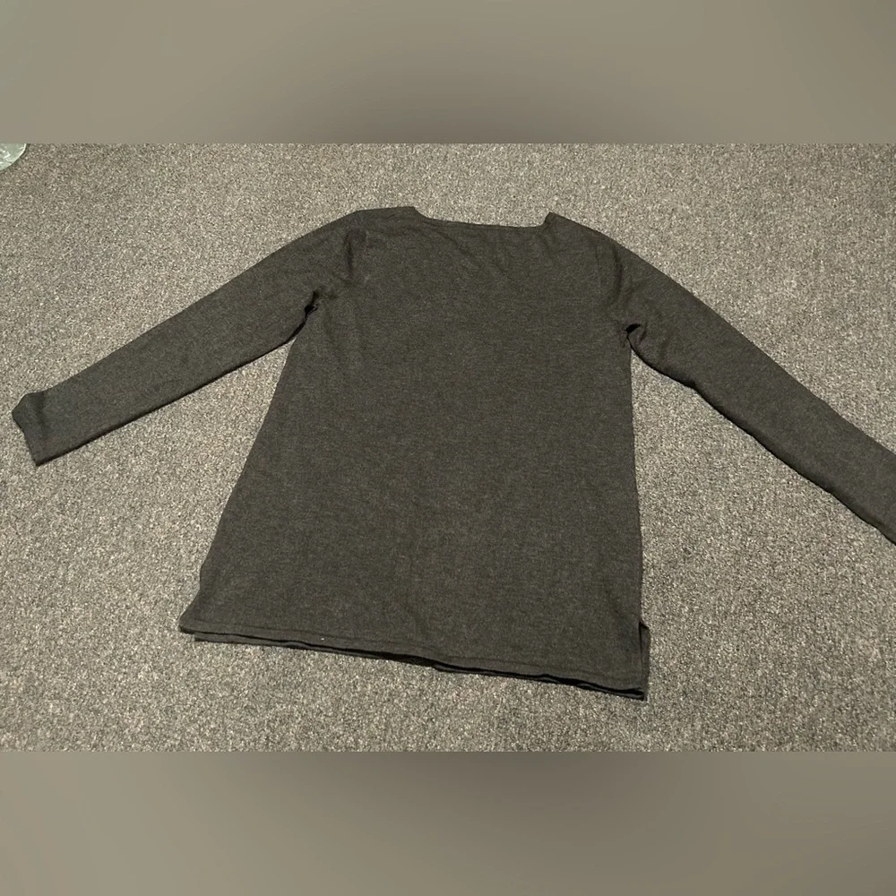 Cable & Gauge Charcoal Embellished Top - Picture 5 of 6